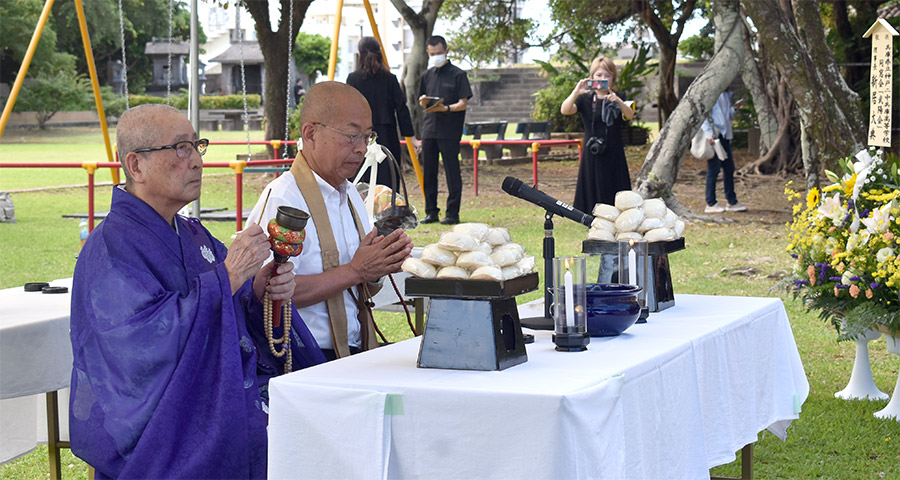 読経を護国寺 名幸定海 住職と武陽会 新居大典 理事長が行う