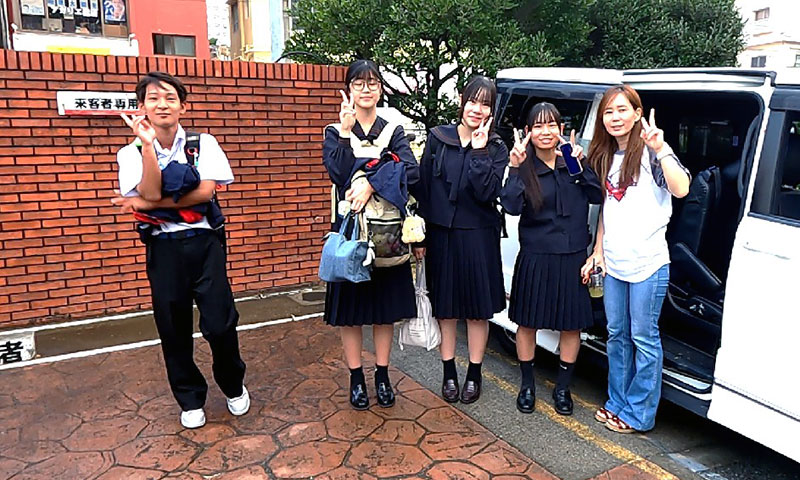 12月１日の学校へ集合して、ＯＩＳへ7：30に出発（1）